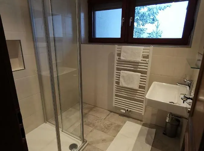 Fuzzy Semesterbostad *